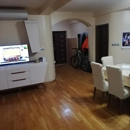 Comfortable Place Near The City Center Alloggio in famiglia